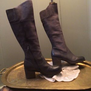 NAYA NORTH BOOTS size 7 1/2